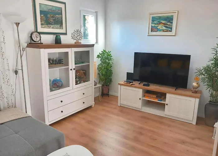 Apartment Blue Pearl